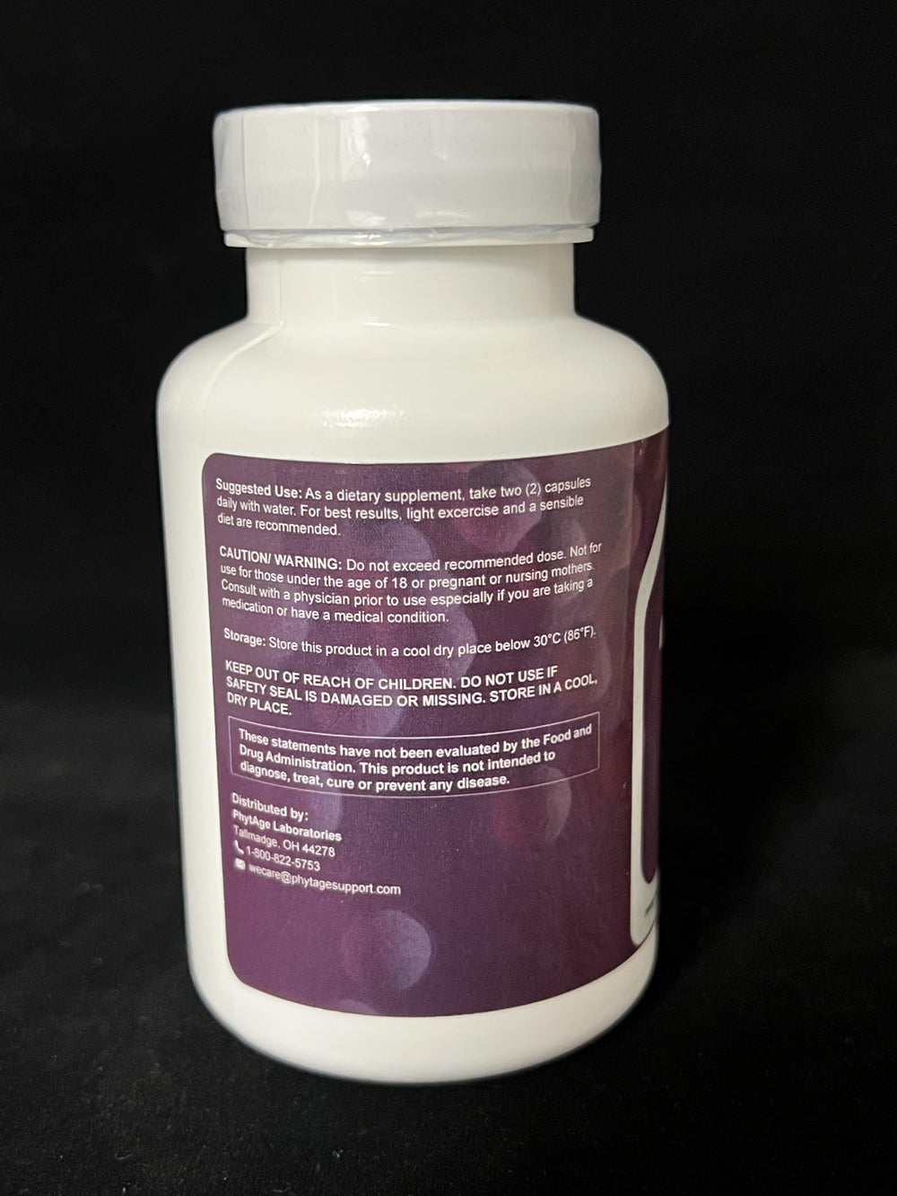 LeptiCell wellness routine imagery suggesting inner balance and vitality.