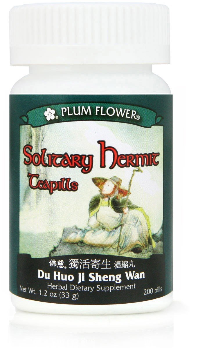 Plum Flower Solitary Hermit bottle pour enables easy administration for senior pets.