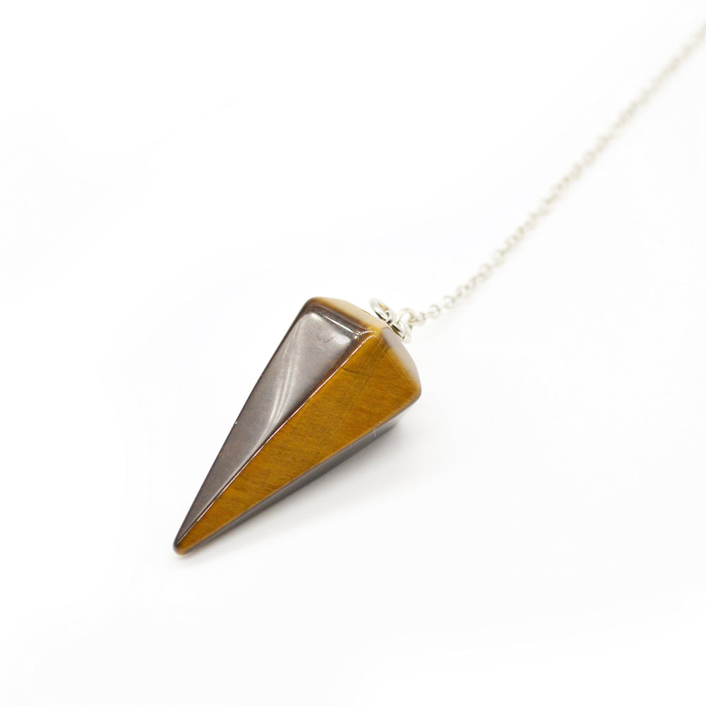 Polar Jade purple velvet pouch protects pendant and enhances portability.