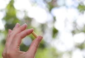 Green tea leaves showing a 5:2 blend in Pomi-T.