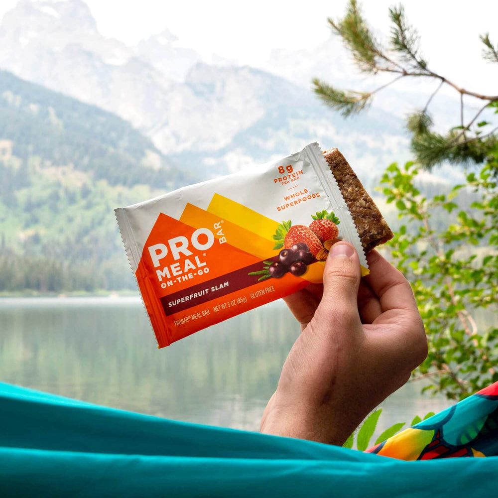 PROBAR MEAL Bar dates and strawberries blend for a satisfying bite.