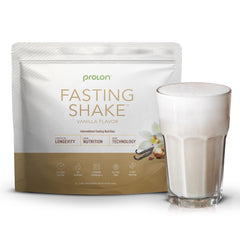 Prolon Vanilla shake glass ready to enjoy a fasting-friendly beverage.
