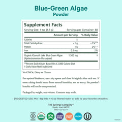 PURE SYNERGY Blue-Green Algae Powder scoop demonstrates precise dosing for easy smoothies.