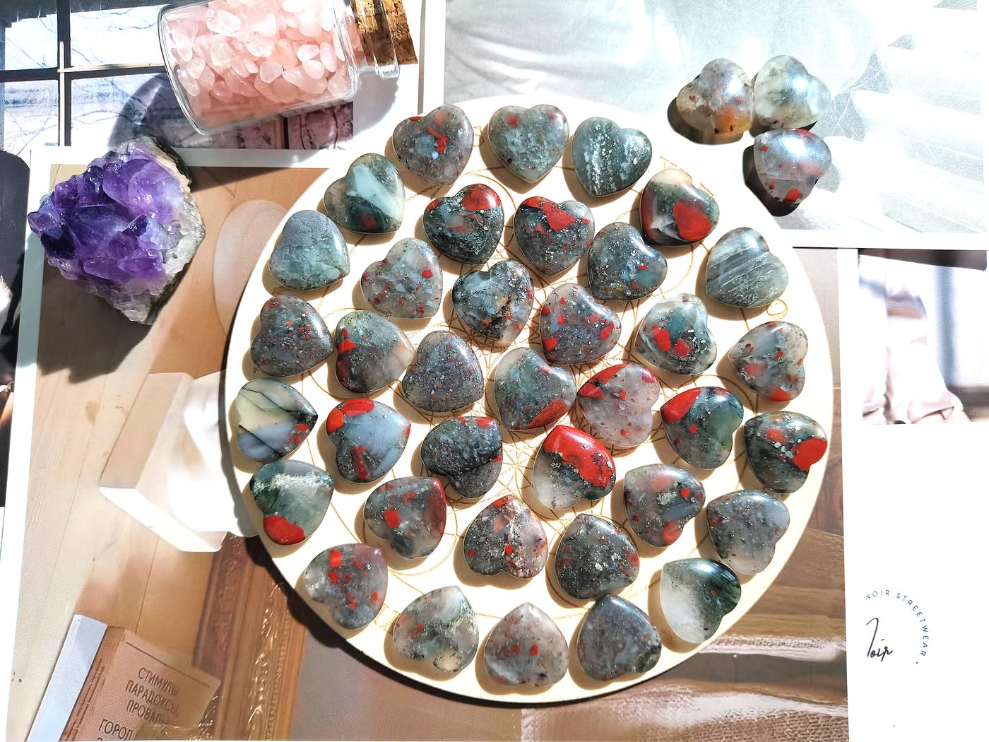 QINJIEJIE African Bloodstone heart stones as gift ideas for loved ones.