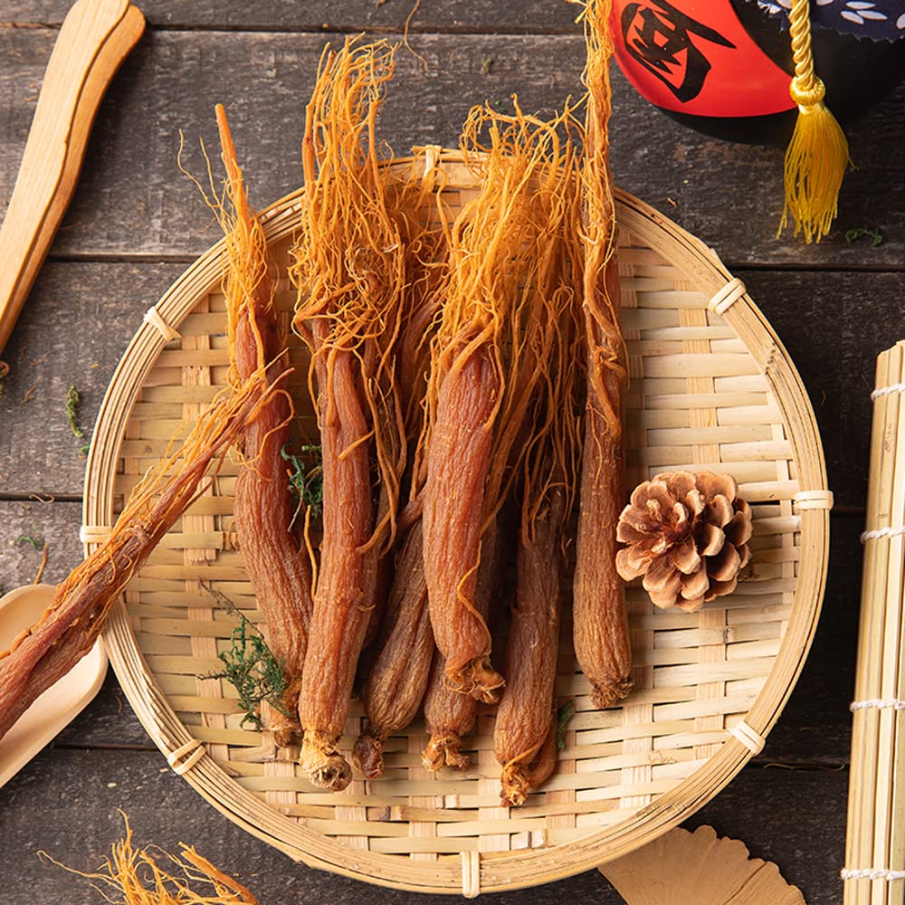 Red Ginseng Roots – close-up texture highlighting firm, fragrant roots