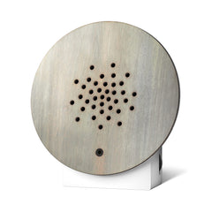 RELAXOUND Original Oceanbox Vintage front view, motion-activated nature sounds in action.