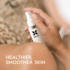 REVOMADIC REVO smoothing oil bottle supports skin texture and stretch-mark appearance