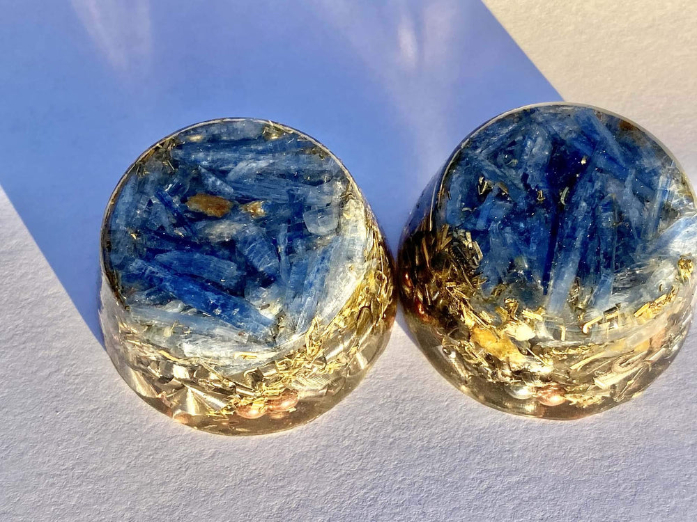 Rise Perspective Blue Kyanite Orgone Generator materials emphasis and craftsmanship