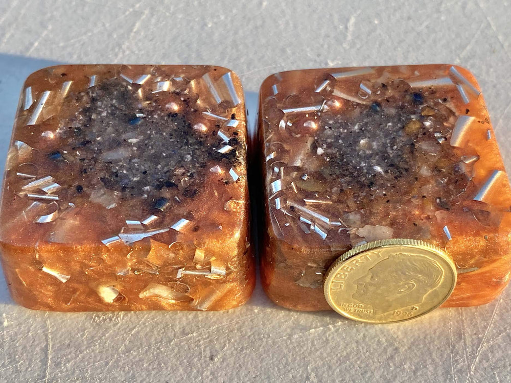 Rise Perspective rose gold mini cube tower with Crazy Lace Agate for calm mood
