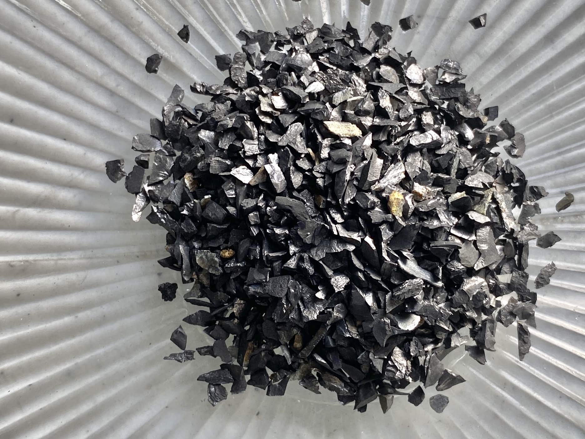Rise Perspective Shungite Noble Elite 2mm sample for energy balance and protection.