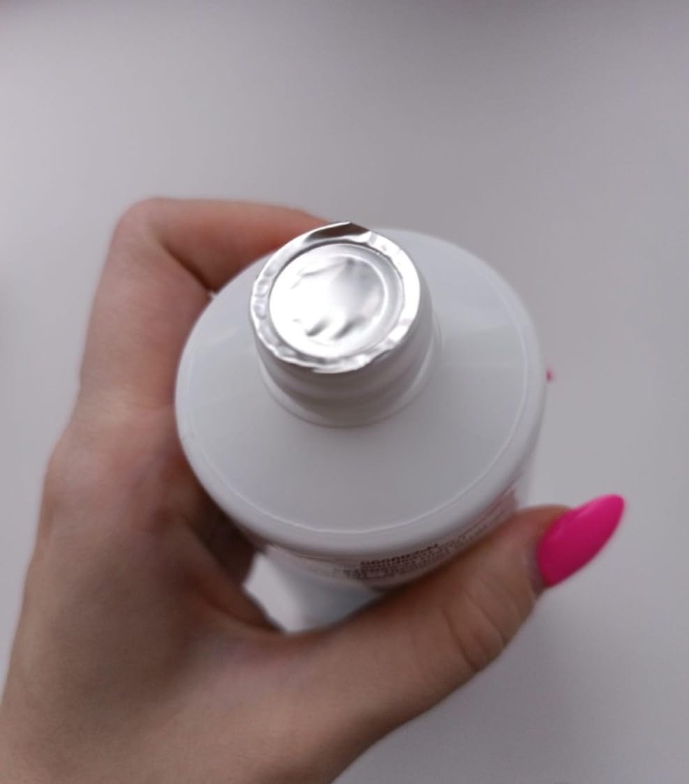 RIXET toxin binding gel tube closeup shows creamy texture ideal for easy use