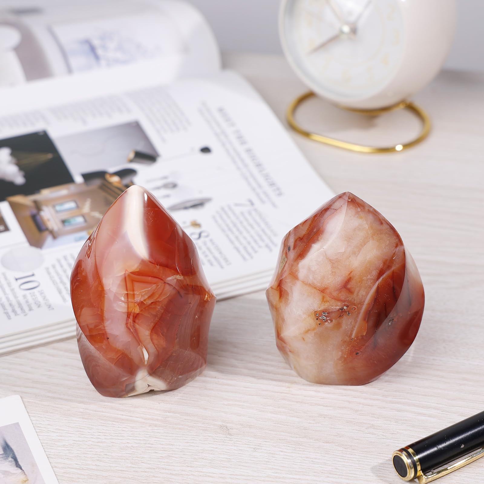 Rockcloud Carnelian flame tower 3 – natural crystals with unique cracks add character.
