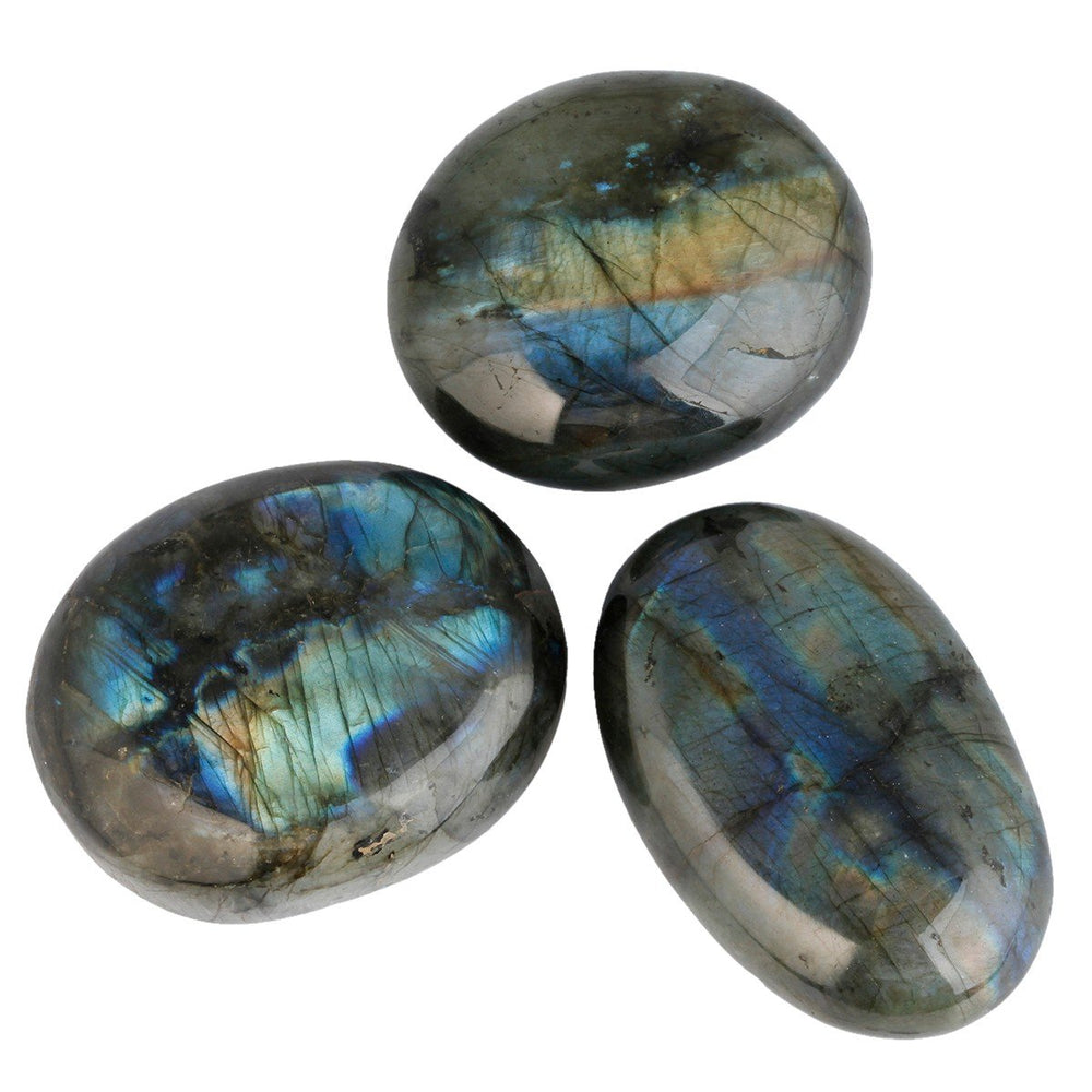 Rockcloud polished Labradorite stone supports meditation and calm ambiance.