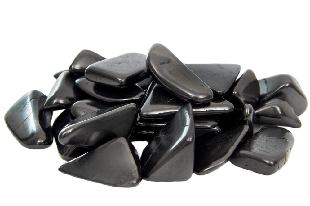 RUMINERAL shungite balancing stone for daily rituals.