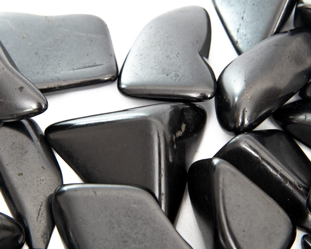 RUMINERAL shungite fullerenes detail adds ambience.