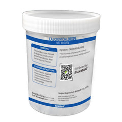Close-up of RUNMAG calcium chloride powder, fine texture ideal for precise measurements and recipes.