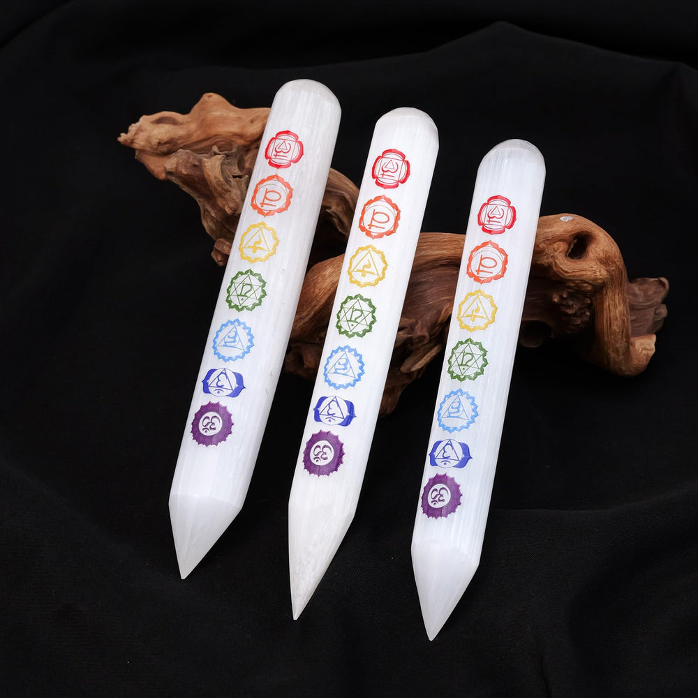 Runyangshi handheld selenite tool for on-the-go meditation and focus.
