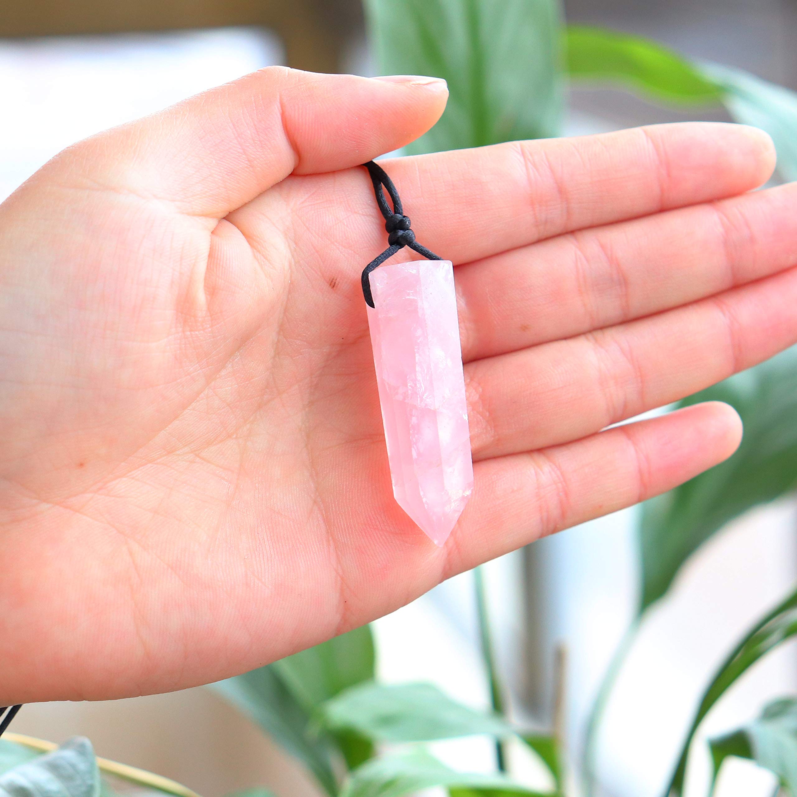 Balanced length necklace resting on skin during daily wear.
