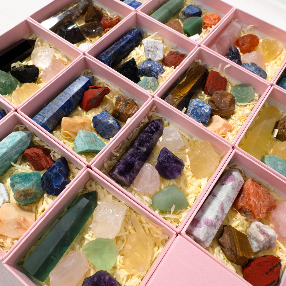 Runyangshi rough stones dream amethyst promote restful ambience on shelves