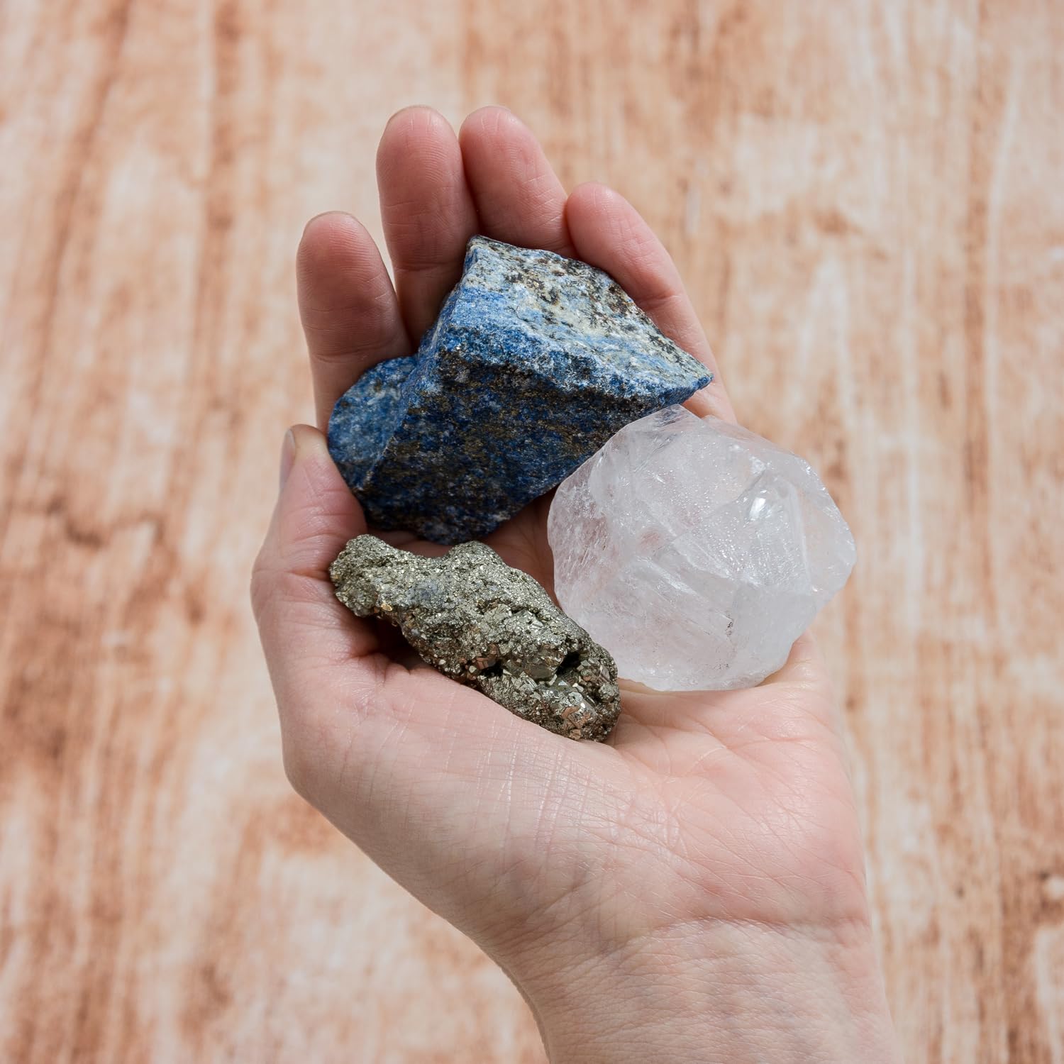 SAMSARI Abundance XL crystal closeup showing natural textures