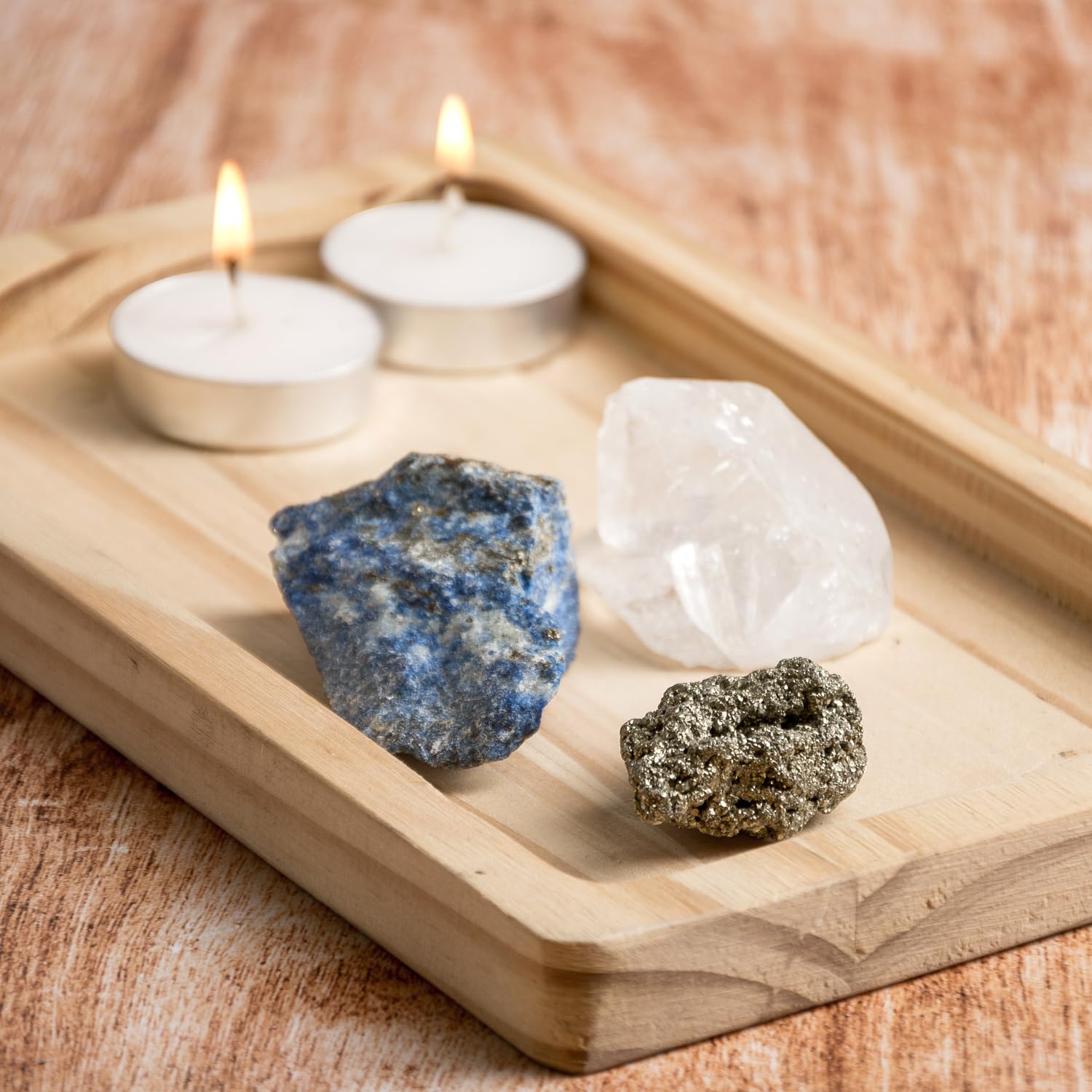 SAMSARI Abundance XL ritual setup with stones and light