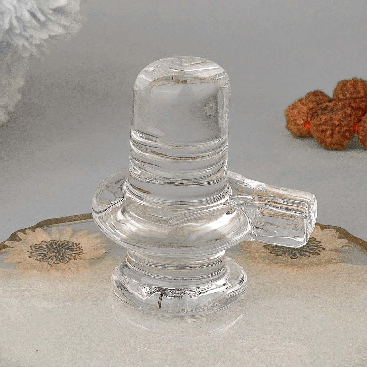 SATVIK crystal Shiva Lingam makes a thoughtful, auspicious gift.