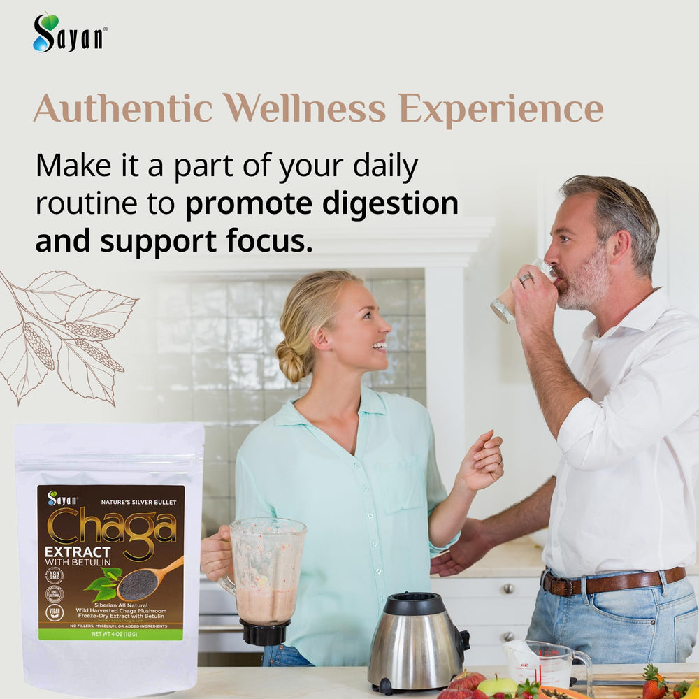 Sayan Chaga extract powder jar reveals potent antioxidants for versatile smoothies.