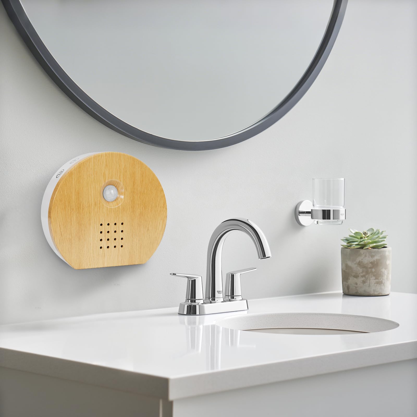Seektain Birdybox gift for her combines charm and practicality.