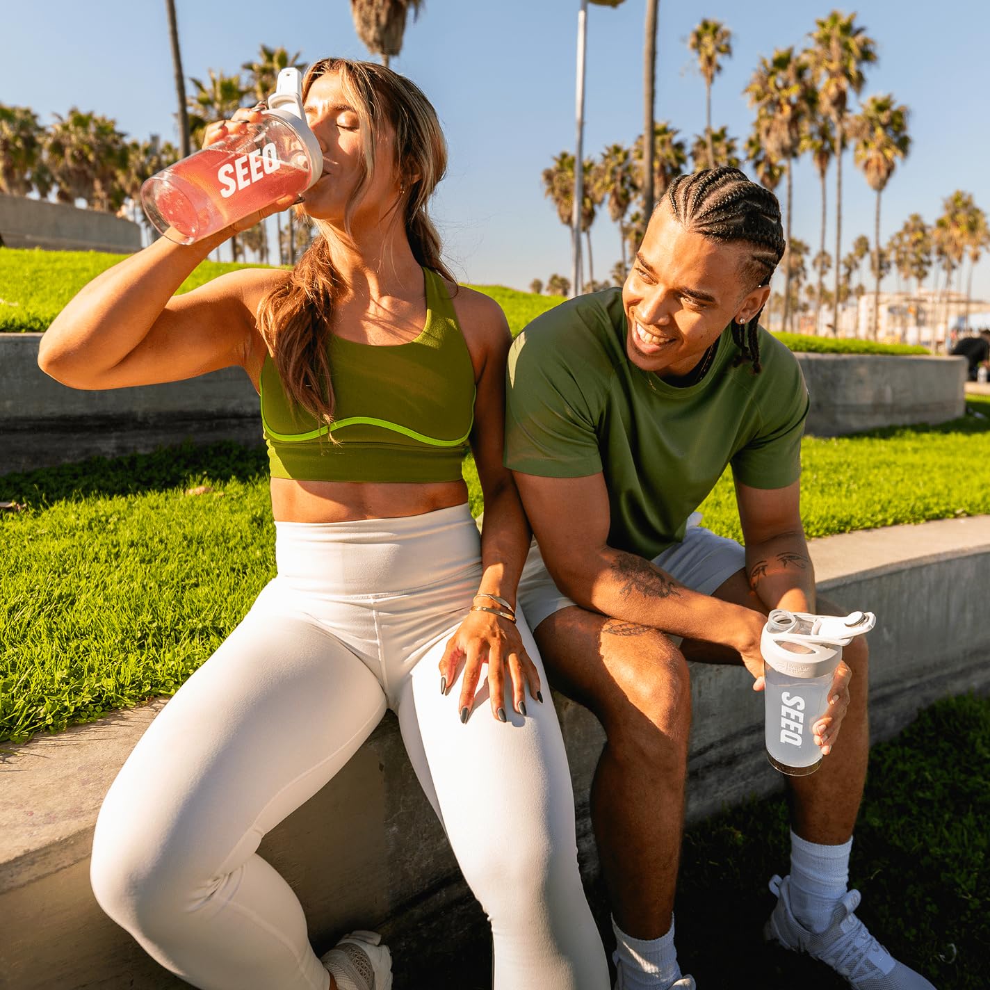 SEEQ Juicy Peach ingredient panel highlights clear whey isolate benefits.