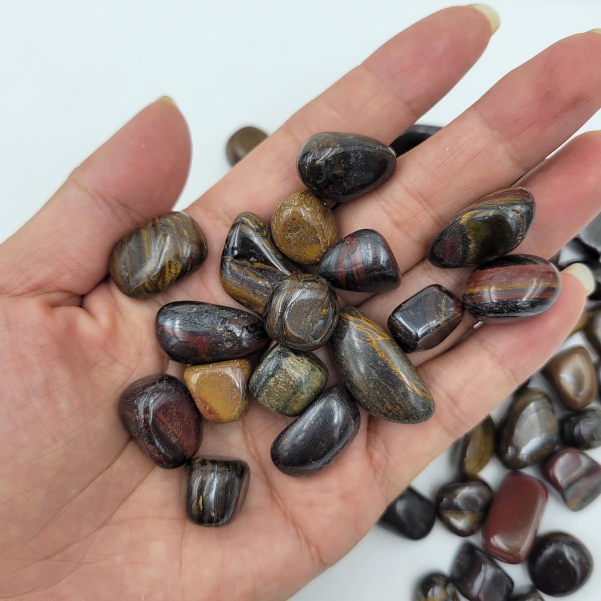 SeeuFun sodalite harmony stone promotes balanced energy in creative projects.
