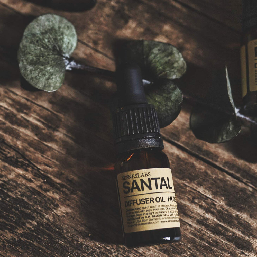 sesneslabs Santal Diffuser Oil glass dropper enables precise dosing.