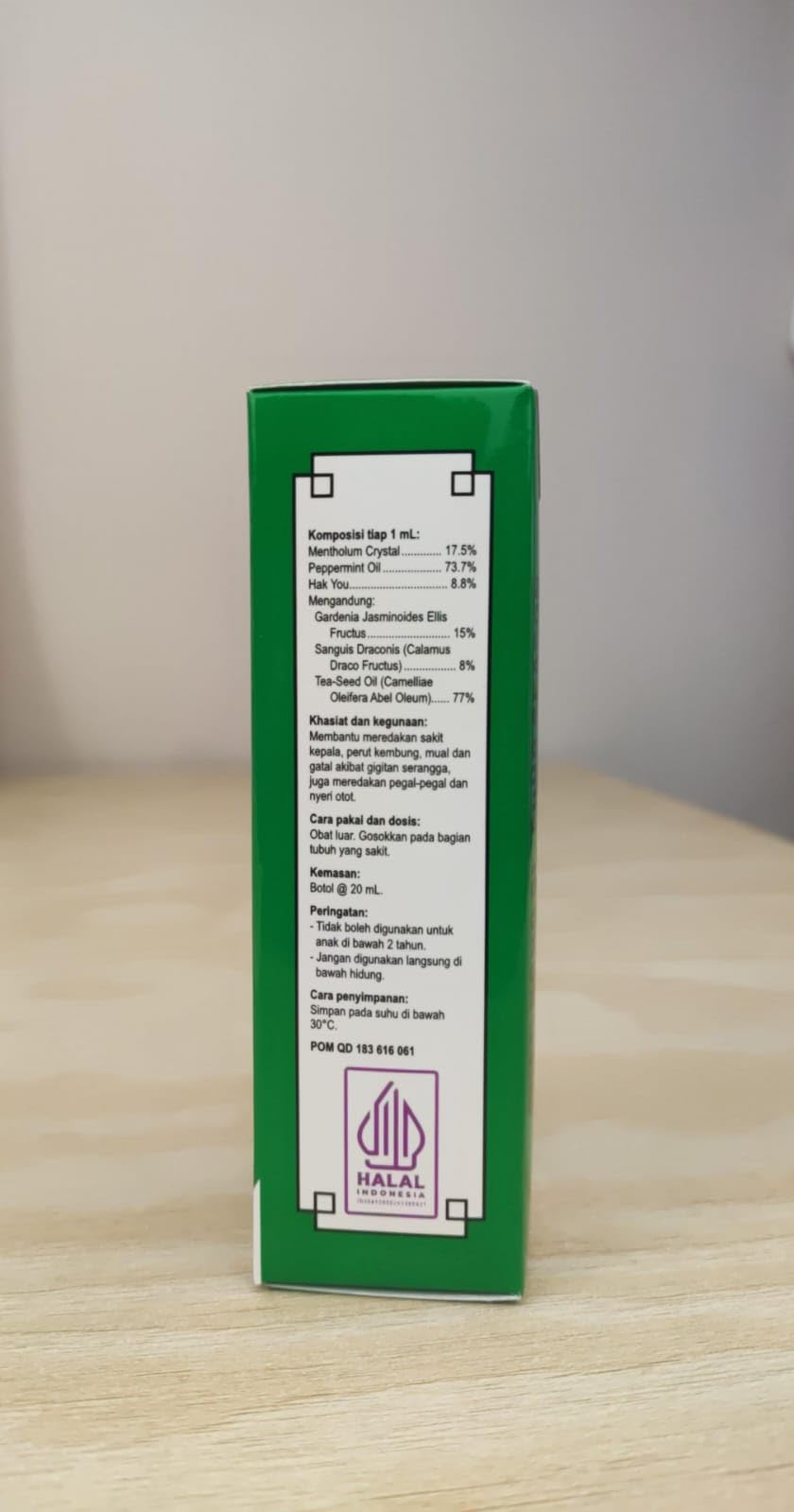 Shen Nong Si Four Season application on arm for quick soothing relief.