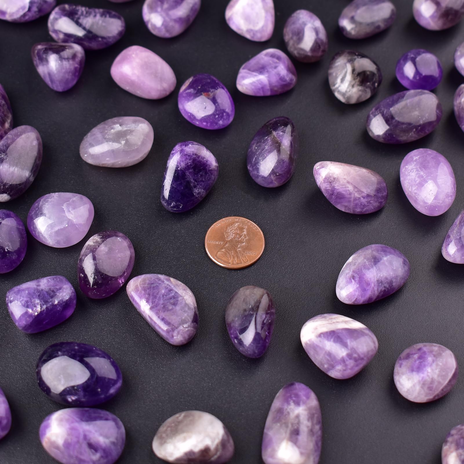 SigMntun deep amethyst stones with glossy finish in light.