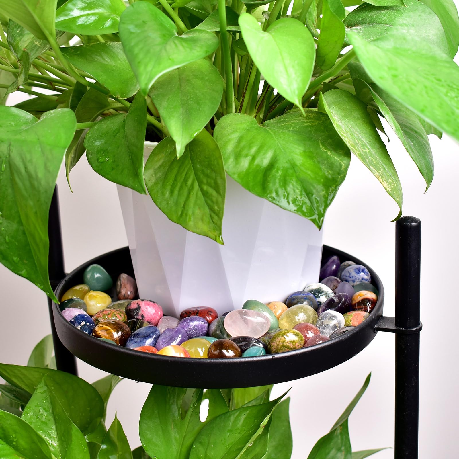 SigMntun Rhodonite stones for crafts and DIY decor projects.