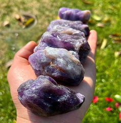 Simurg Amethyst crystal closeup showcases color and texture for jewelry or art.