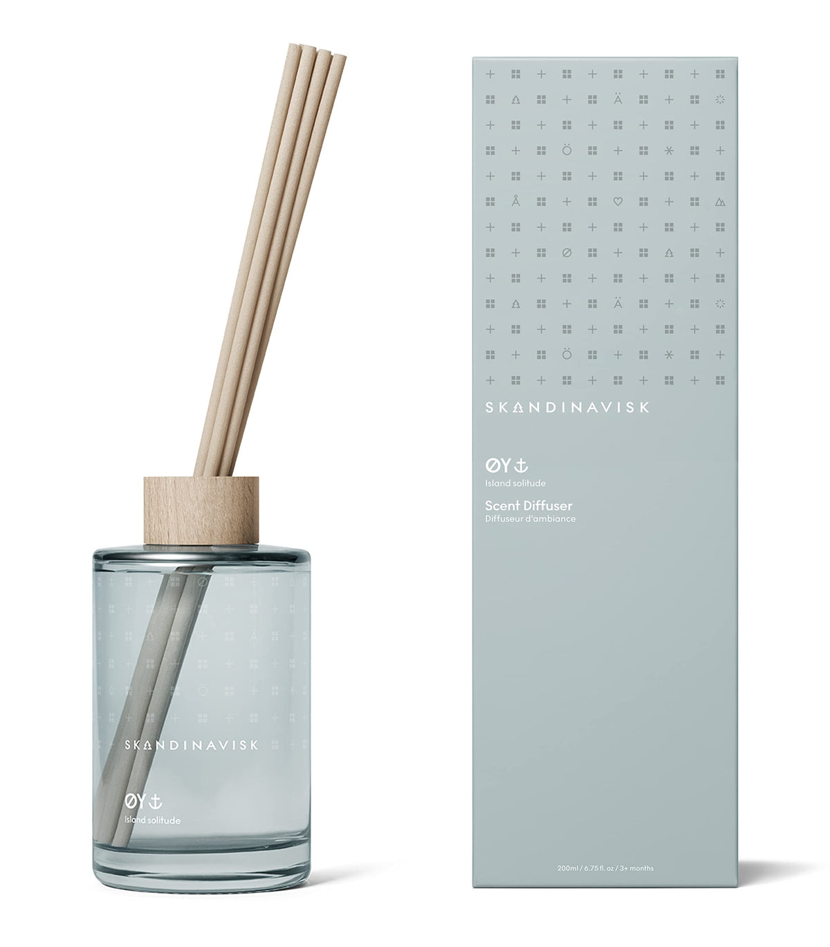 Skandinavisk ØY Island diffuser with eight reeds delivering Crabapple and Dog Rose scent