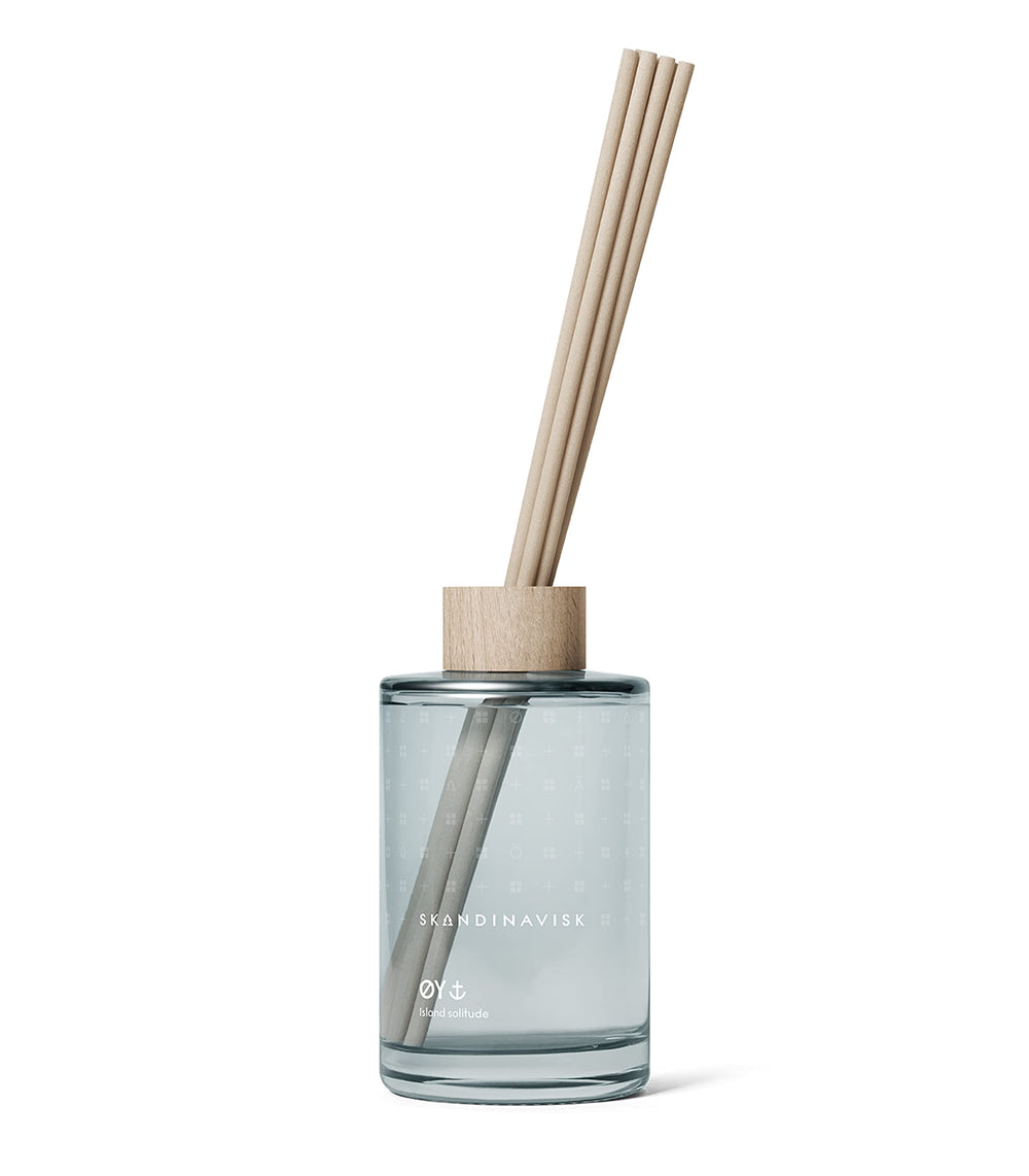 Skandinavisk ØY Island diffuser in painted glass vase with beechwood ring