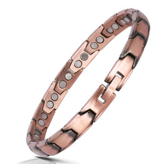 Smarter LifeStyle women's copper magnetic bracelet close-up shows durable copper links for long-lasting wear.