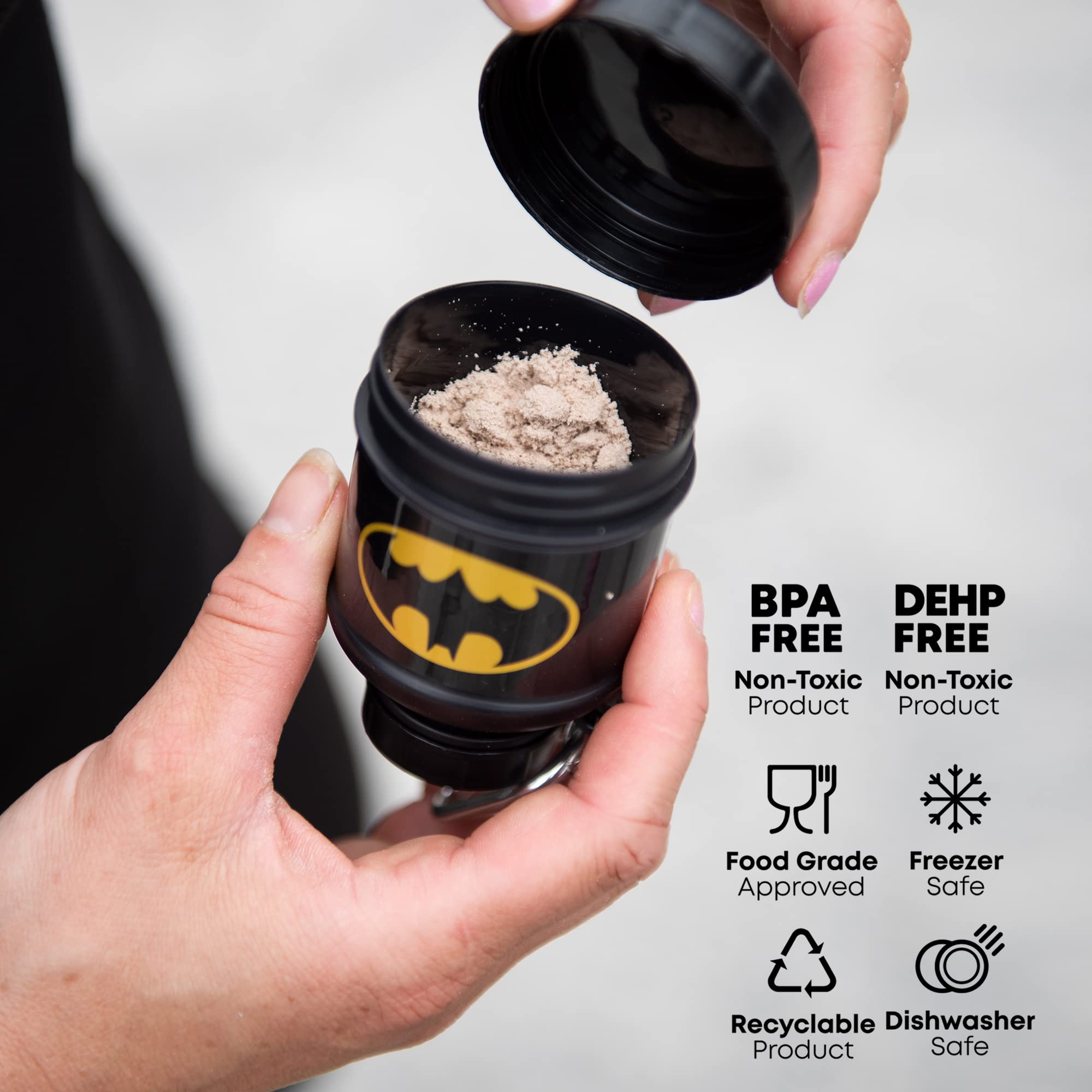 Smartshake Batman logo packaging highlights BPA-free, recyclable materials