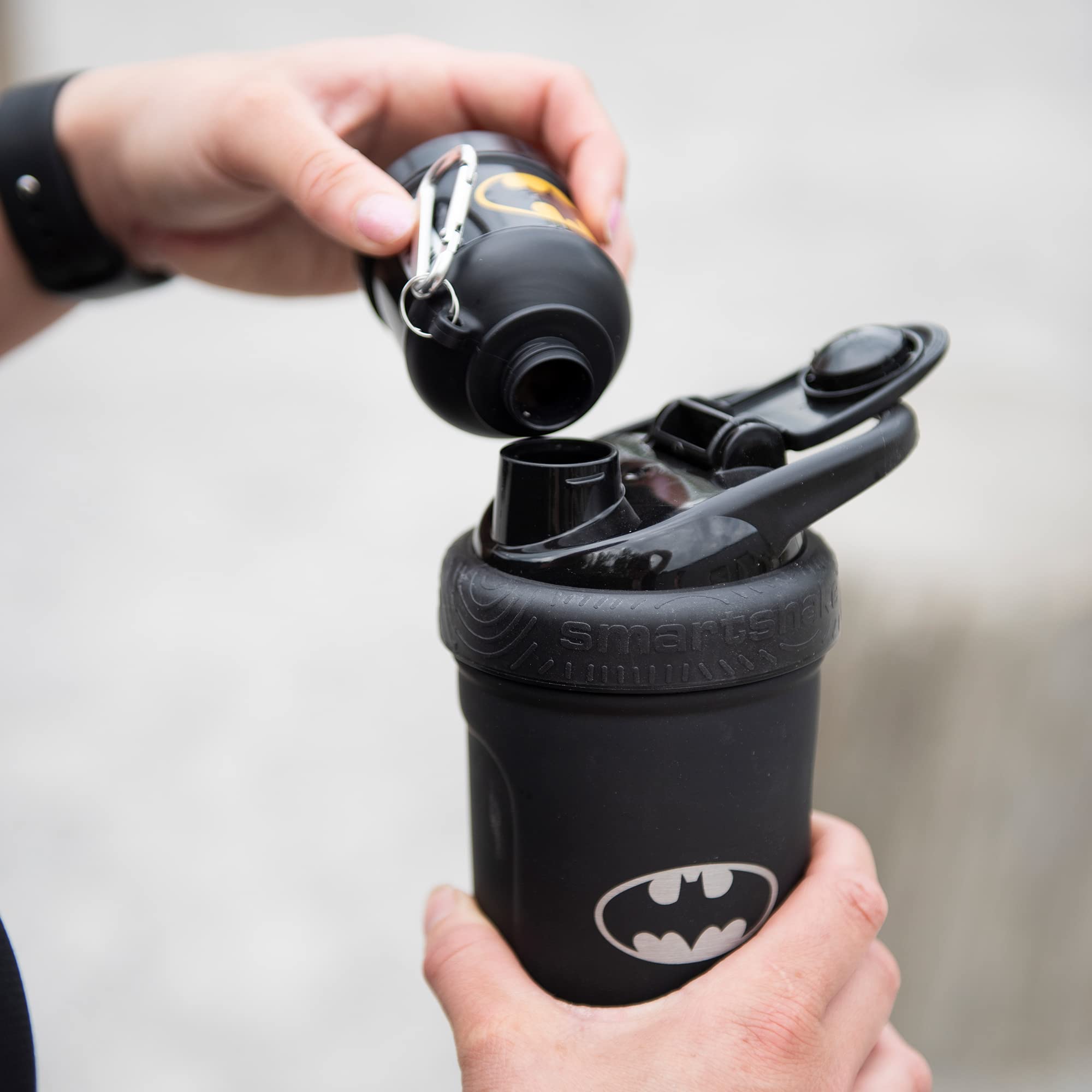 Smartshake Batman whey storage demonstrates compact 50g capacity for gym-ready portions