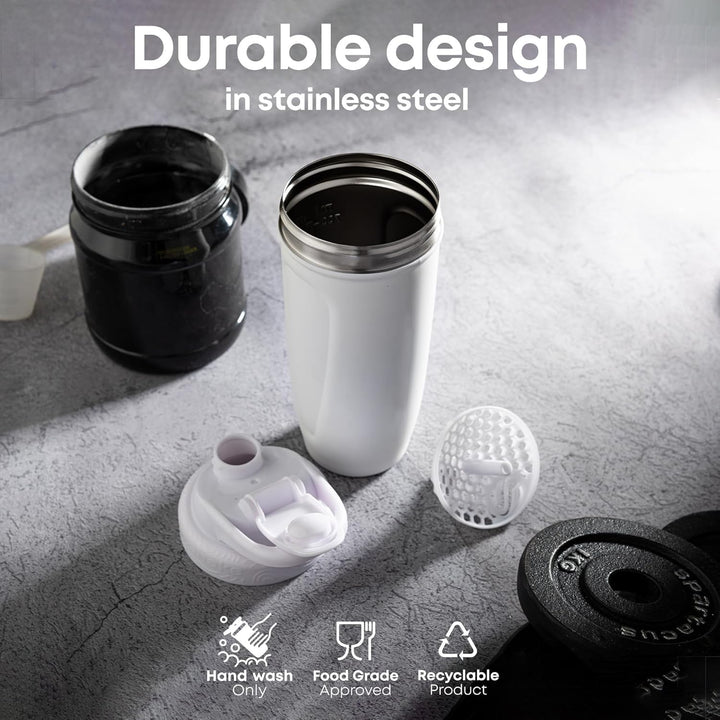 Smartshake Reforce bottle smooth mixing reduces lumps for a better shake.