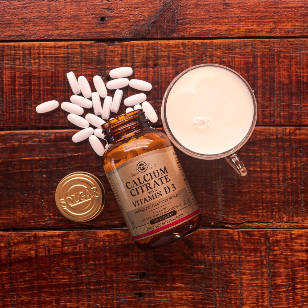 Solgar Calcium Citrate D3 badge communicates kosher-certified bone support.