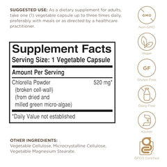 Solgar Chlorella 520mg capsules close-up, easy-to-swallow daily greens