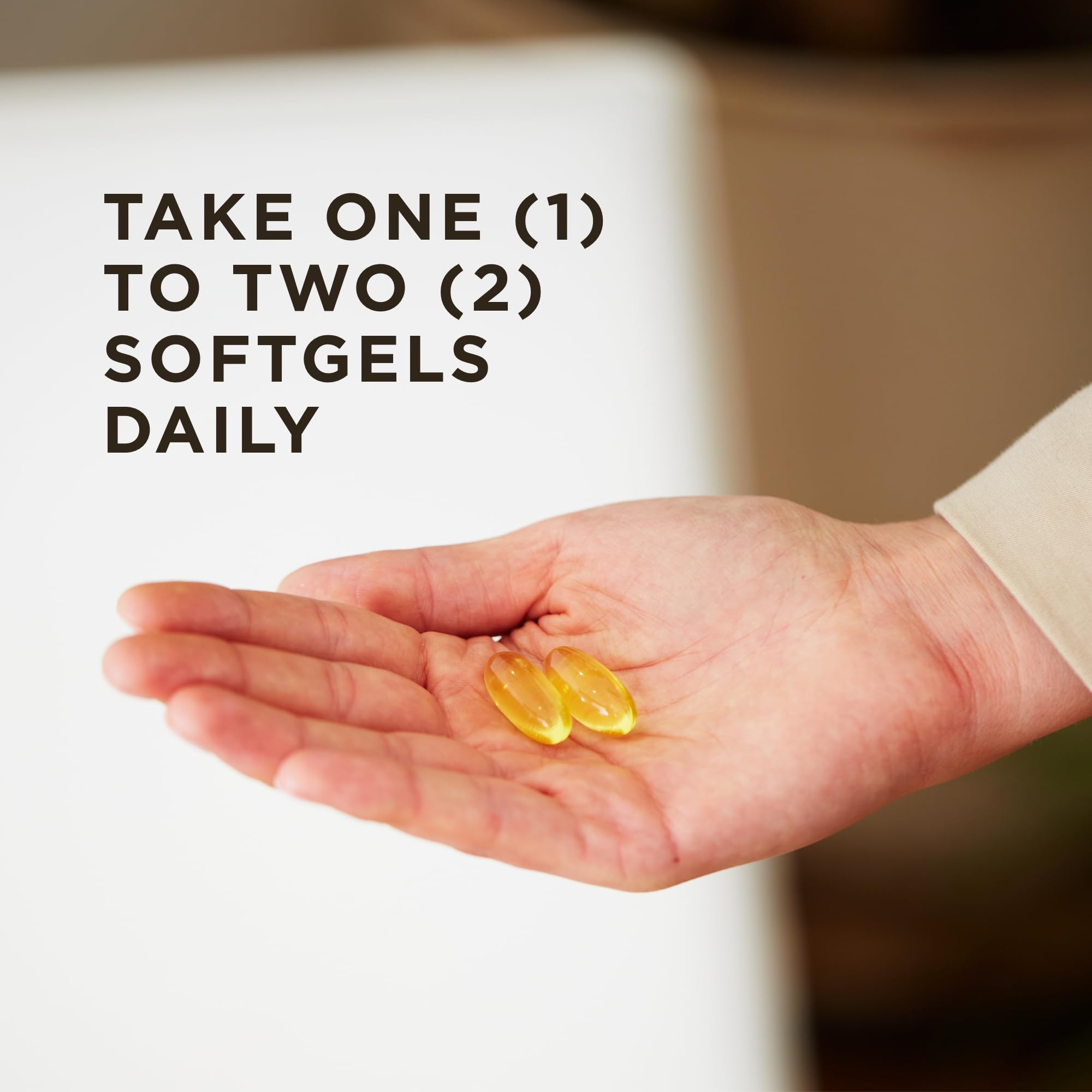 Solgar Evening Primrose Oil label close-up emphasizing non-GMO gluten-free and dairy-free features.