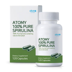 Spirulina bottle front shows 100% pure spirulina capsules for everyday nutrition.