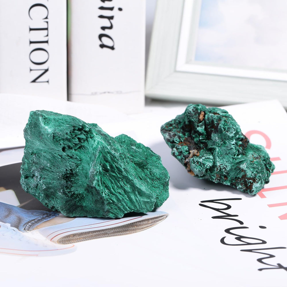 Sportmusies malachite decor piece for shelf or windowsill.