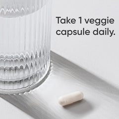 Non-GMO verified label on Sports Research vitamin C bottle.