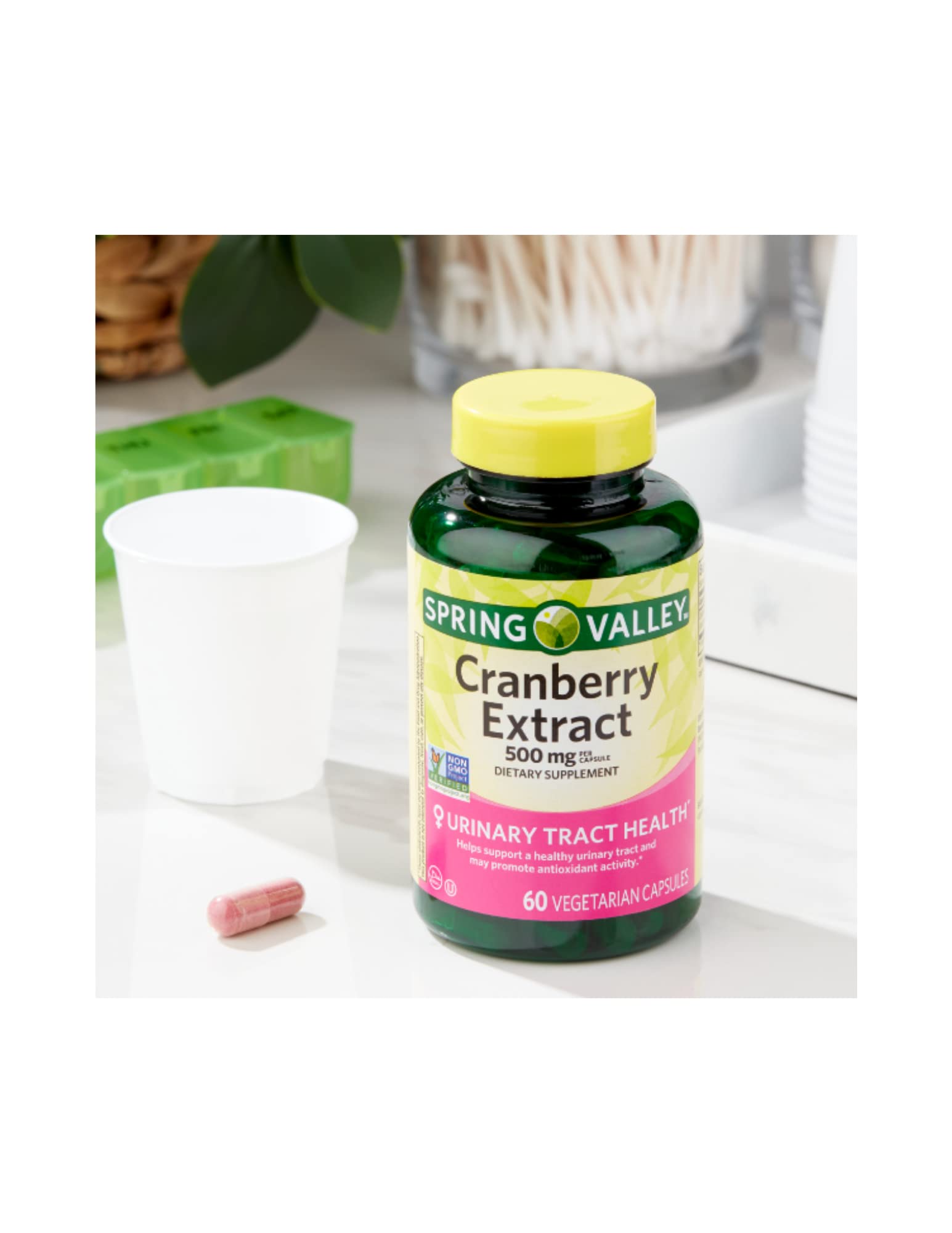 STS Home cranberry extract bottle closeup shows 500 mg capsules for daily use