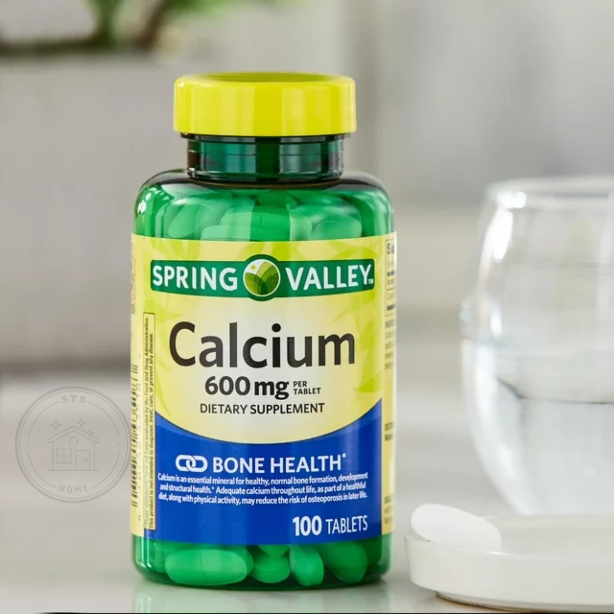 Bottle label close-up emphasizing gluten-free and dye-free formula.