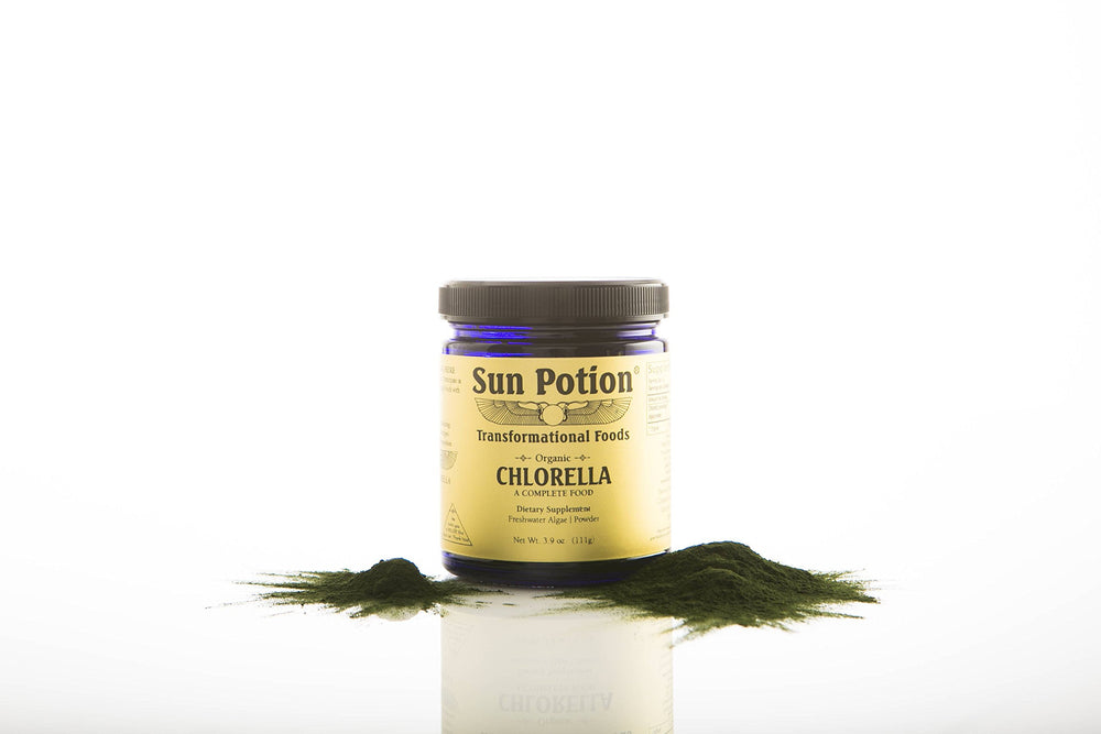 Sun Potion Chlorella Powder 111g closeup shows easy blend texture